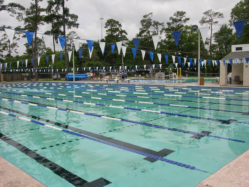 Dad's Club 50 meter olympic pool and childrens pool 1006 Voss Road (38)